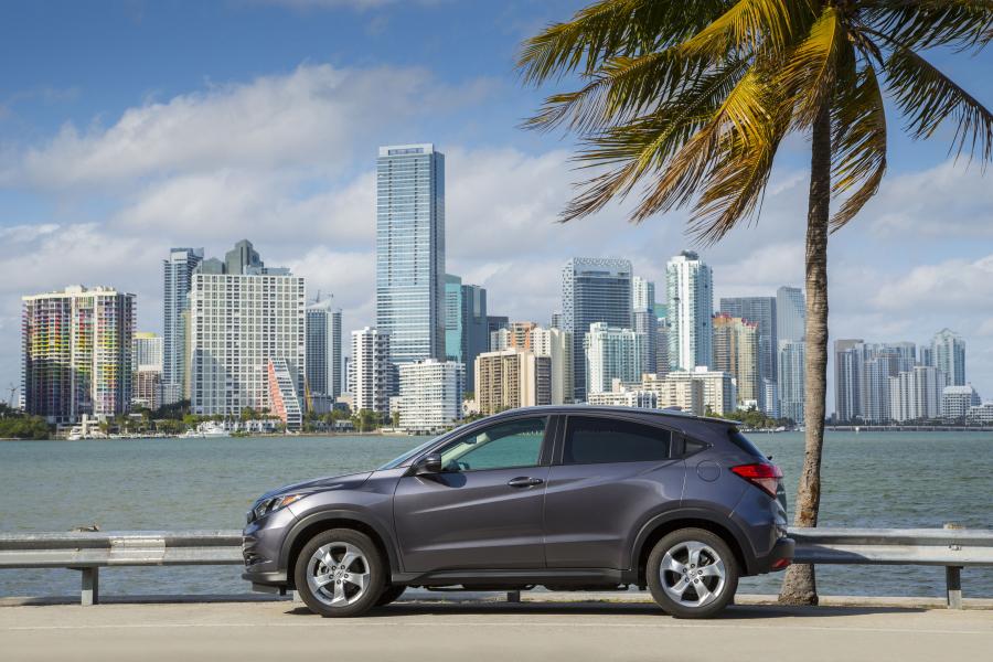  Honda HR-V 2015 года  (US) (фото 38 из 104)
